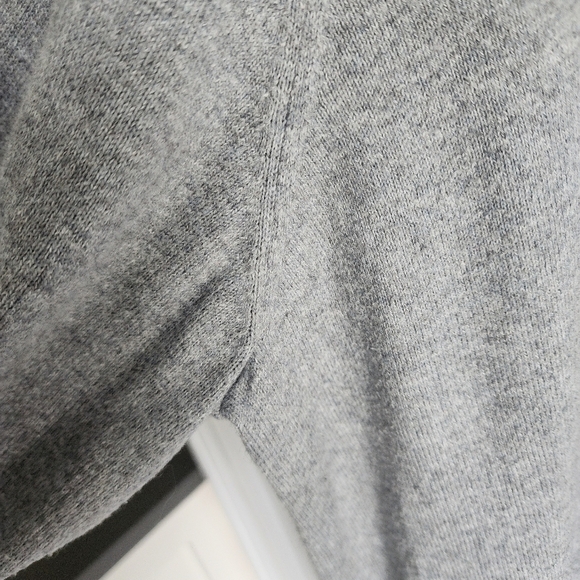 L.L.Bean XL Tall men's 1/4 Zip Cotton Cashmere Sweater Light Gray - Picture 7 of 8